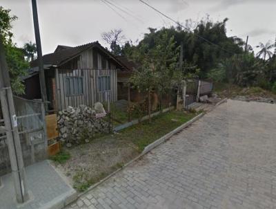 Terreno para Venda, em Joinville, bairro Floresta, 1 dormitório, 1 banheiro, 2 vagas