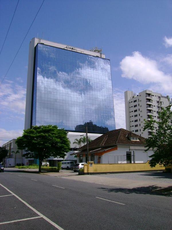Sala comercial  venda  no Centro - Joinville, SC. Imveis